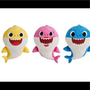 Baby Shark singing